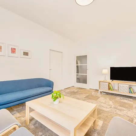 Apartament Princ Next To President Palace