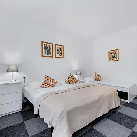 Apartamento Princ Next To President Palace