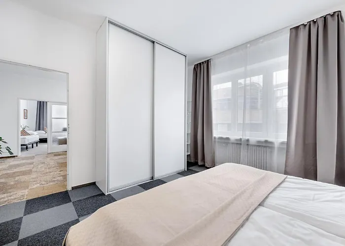 Princ Next To President Palace شقة براتسيلافا