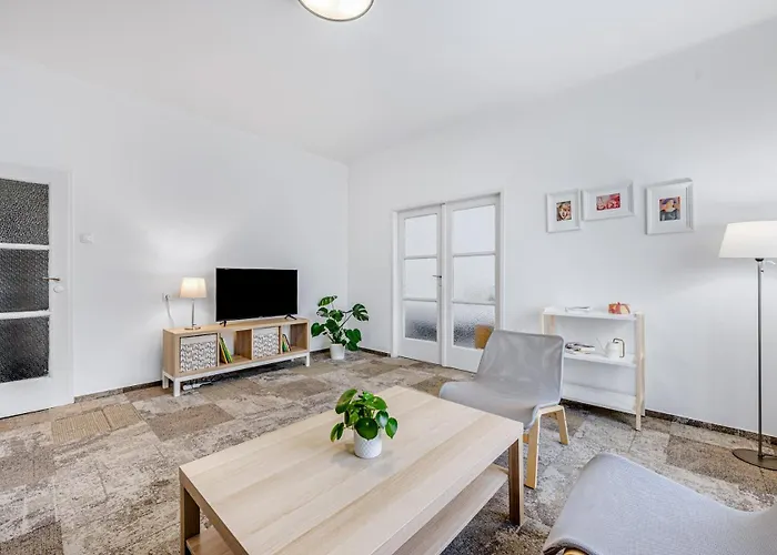 Princ Next To President Palace * Bratislava