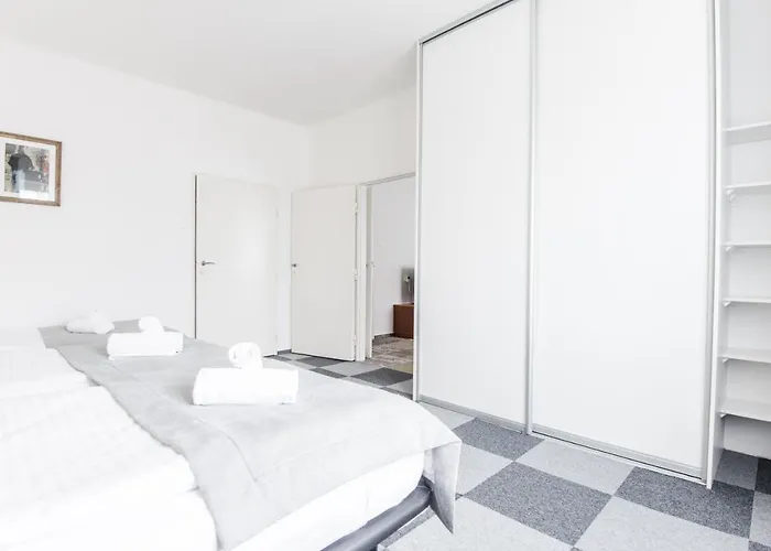 Lägenhet Princ Next To President Palace *